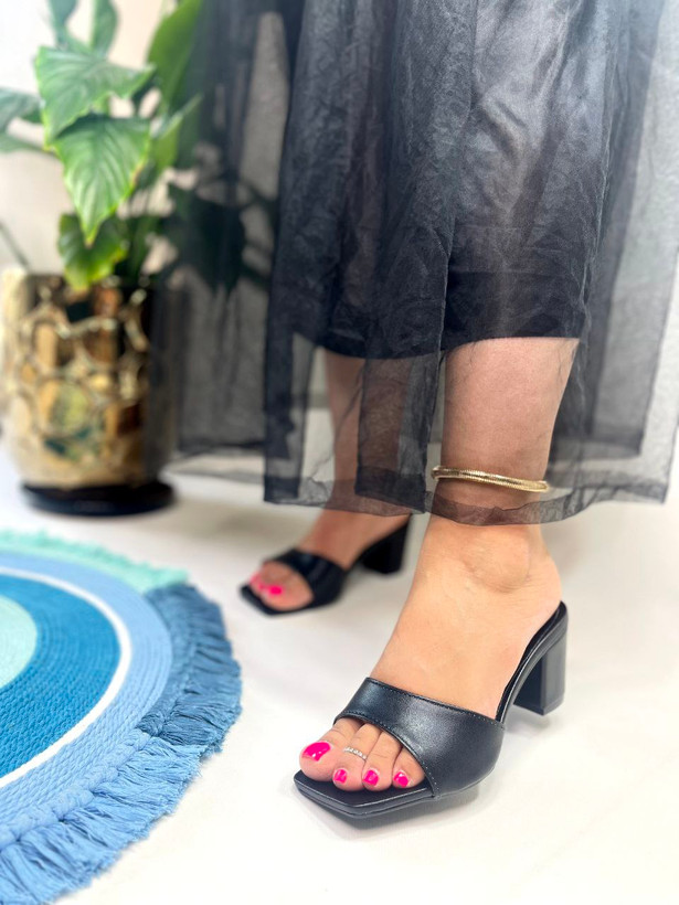 صندل تکبند چرم پاشنه ۶ روکش (قالب کوچکپا) S-29