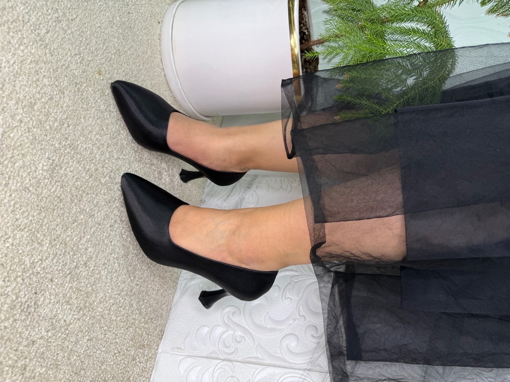 مدل پنجه باریک ساتن پاشنه کلوش 7 سانت(قالب کوچک)